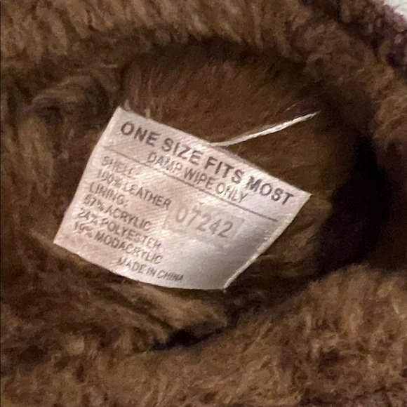 Brookstone Brown Mittens - Picture 5 of 5